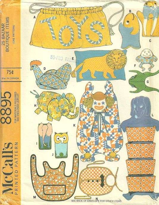 GREAT VTG 1960s STUFFED ANIMALS AND PAJAMA BAGS SEWING PATTERN 
